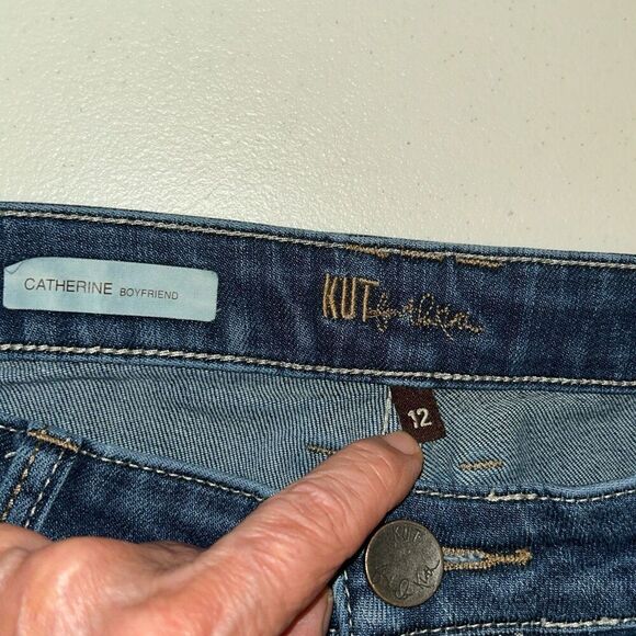 Kut from the Kloth Jeans Women's Sz 12 Katherine Boyfriend Dark Wash Stretch - Picture 5 of 6
